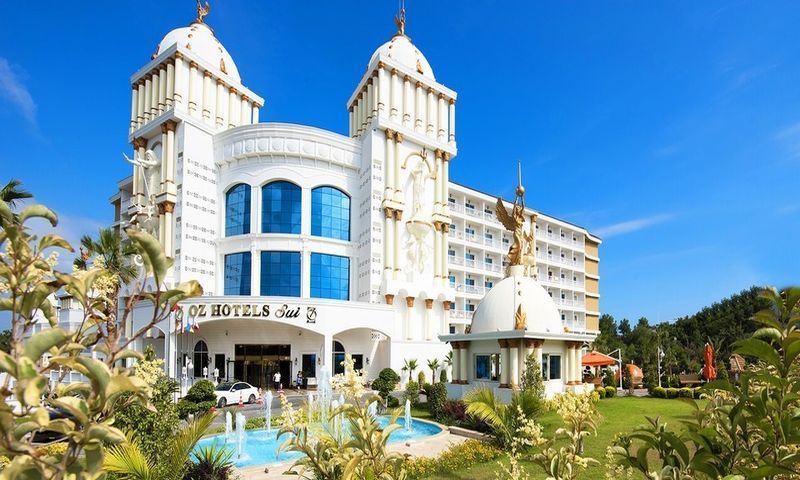 Oz Hotels Sui
