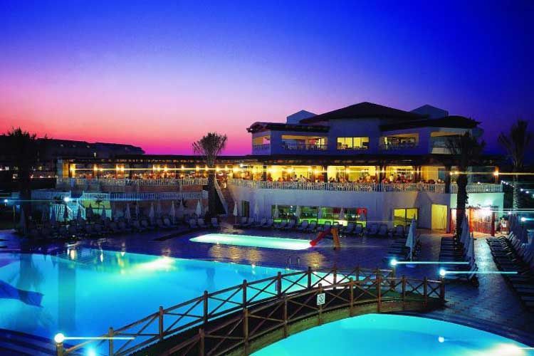 Aydınbey Famous Resort
