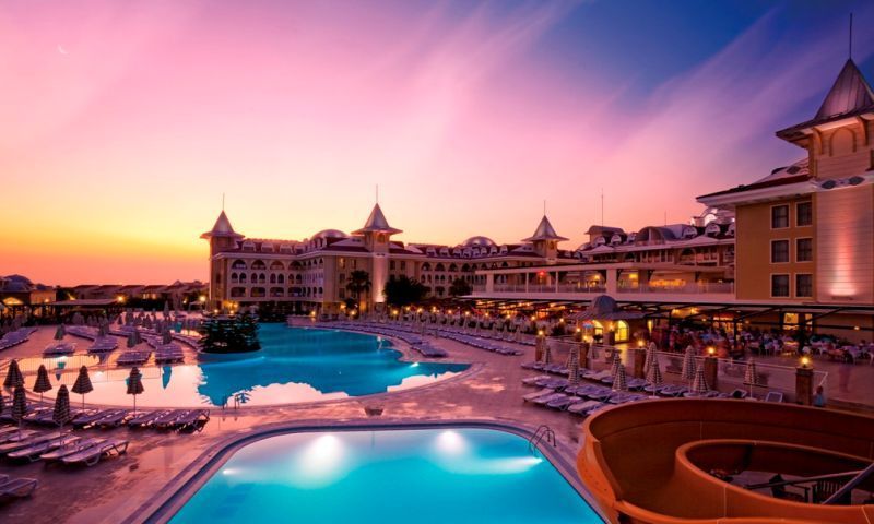 Side Star Resort Hotel 